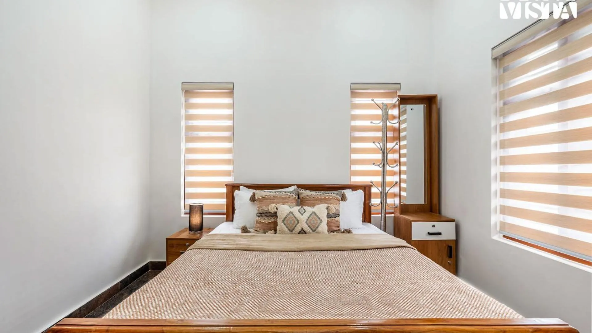 Villa Whitewood Serene 5Bhk With Mountain View Wayanad